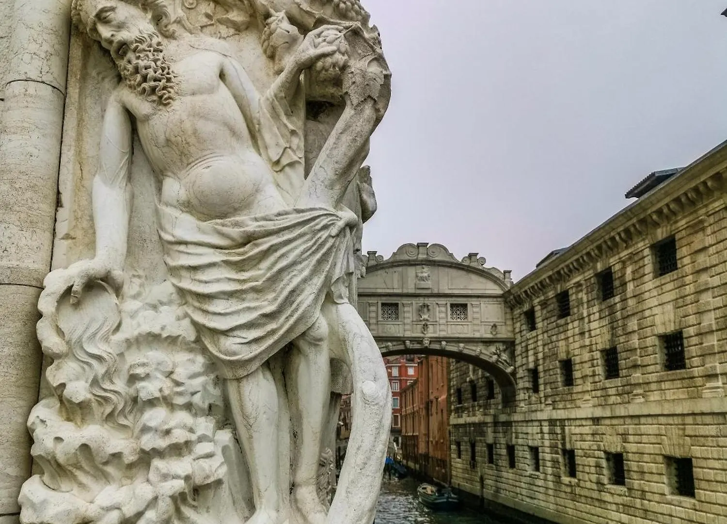 Dorsoduro Venice Apartment